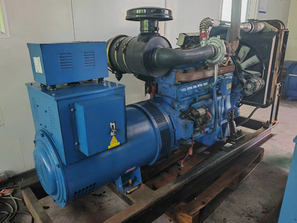 蒲城100kW柴油发电机组使用多级机油有哪些优缺点？